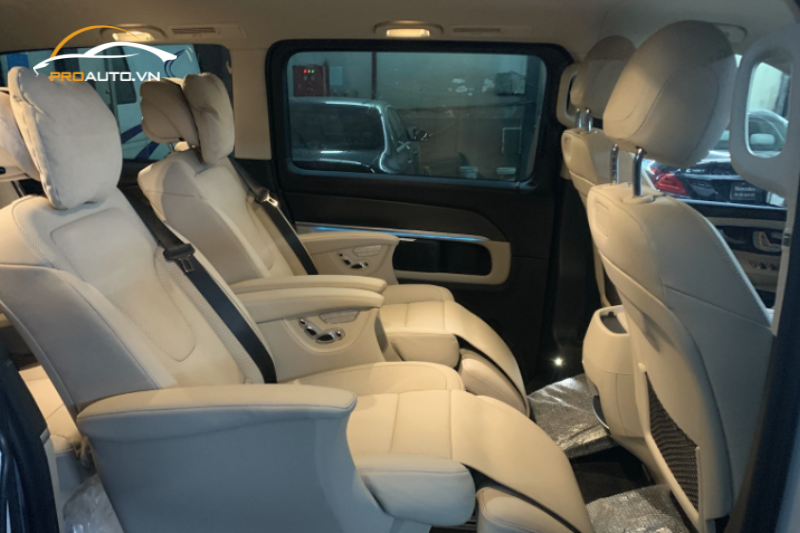 Độ ghế Limousine gói cơ bản cho xe Mercedes V250 