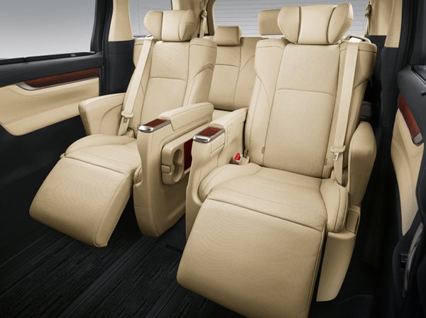 Độ ghế limousine xe Toyota Alphard