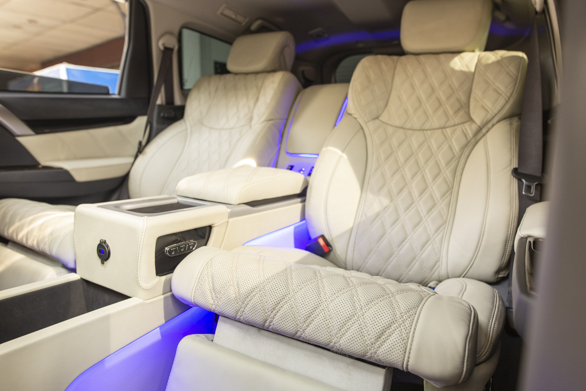 Độ ghế limousine xe Lux SA2.0