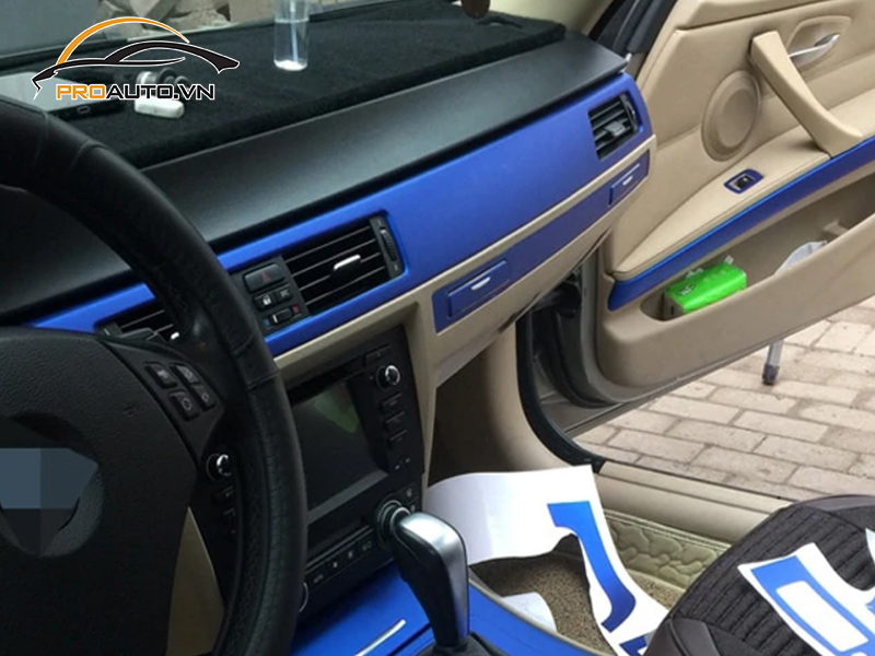 Đổi màu nội thất chi tiết xe BMW Series 3