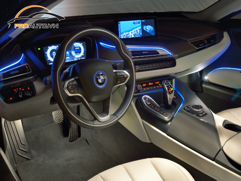 Đổi màu nội thất chi tiết xe BMW i8