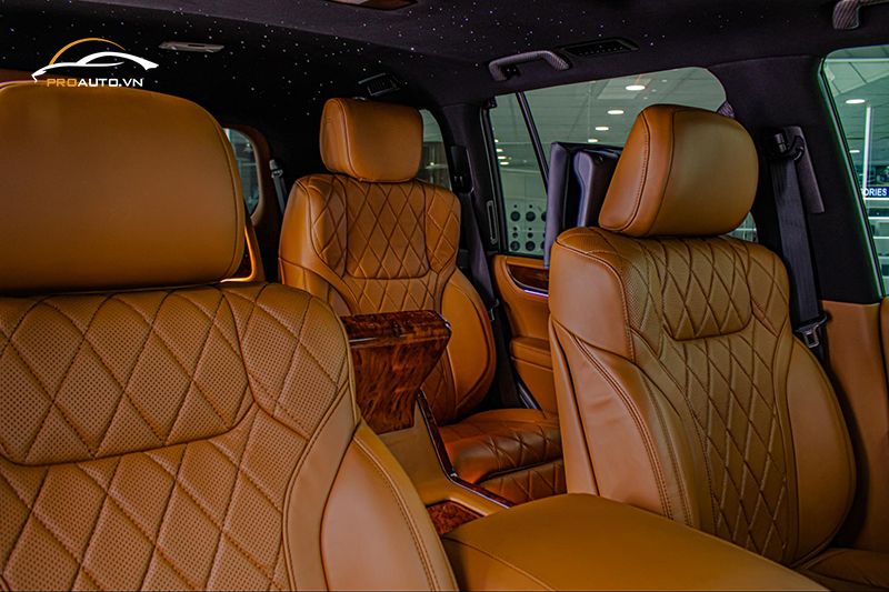 Mẫu độ ghế Limousine xe ô tô VIP