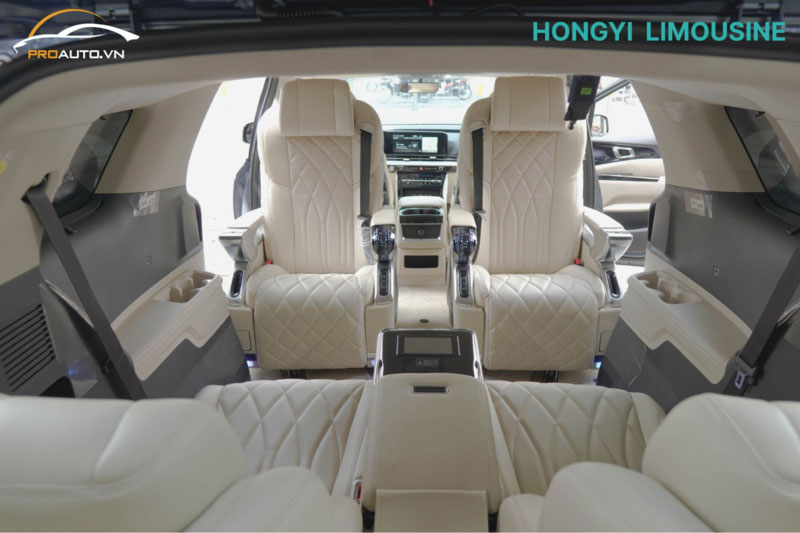 Độ ghế Limousine xe Hyundai Palisade với dây an toàn chắc chắn