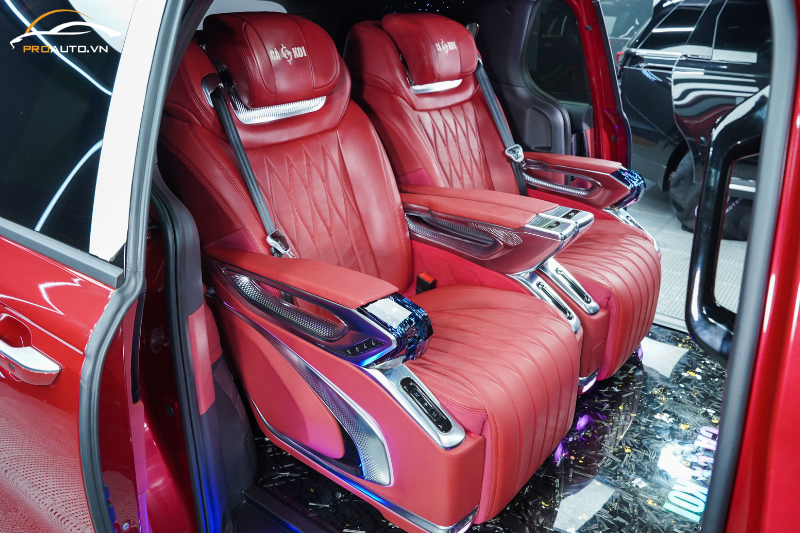 Độ ghế Limousine tại Hà Nội phiên bản Hongyi Crystal 4.0 Pro