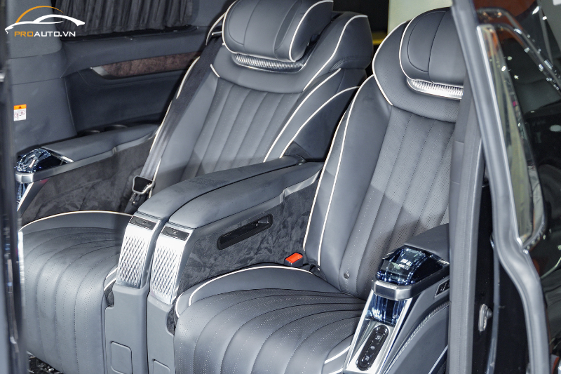 Độ ghế Limousine tại Hà Nội phiên bản Hongyi Crystal 5.0